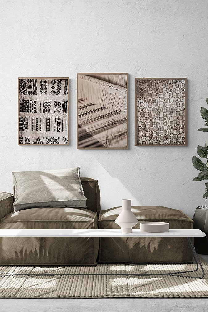 63d9616663acc_Modern_living_room_with_tropical_plants.jpg